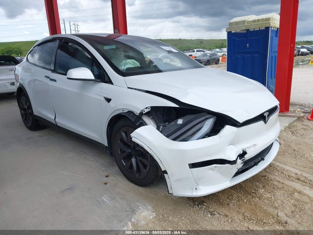 2023 TESLA MODEL X 7SAXCDE54PF425916 Photo 0