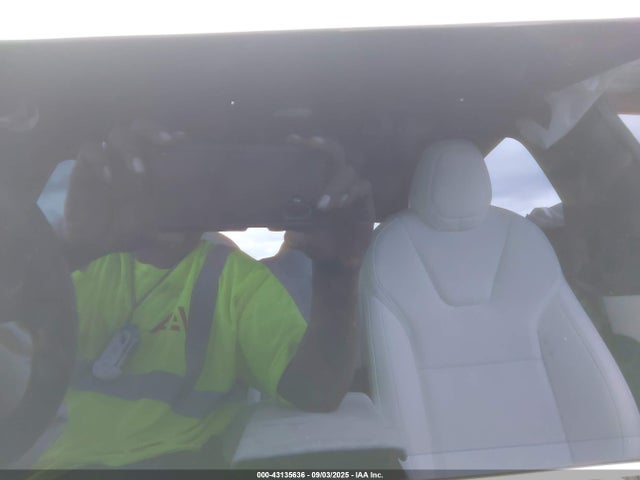 2023 TESLA MODEL X 7SAXCDE54PF425916 Photo 6