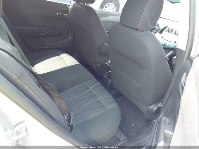 43135649 :رقم المزاد ، 1G1JC5SH8C4114653 vin ، 2012 Chevrolet Sonic 2lt مزاد بيع
