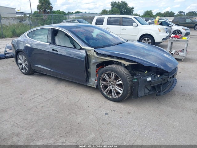 2020 TESLA MODEL S 5YJSA1E27LF389053 Photo 0