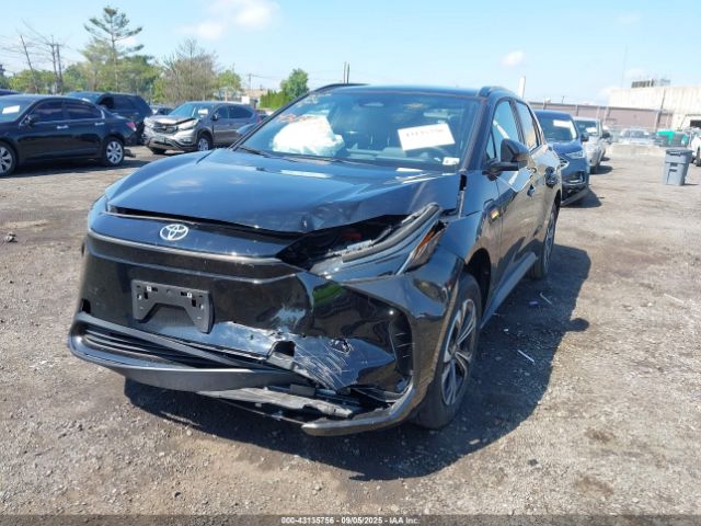 2024 TOYOTA BZ4X JTMABACA3RA059575 Photo 1