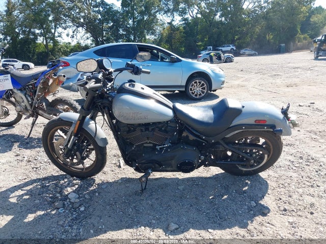 1HD1YWZ15RB022393 Harley-Davidson 117 Balanced