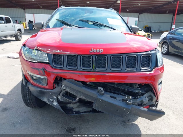 3C4NJDDB8MT511759 Jeep 2021