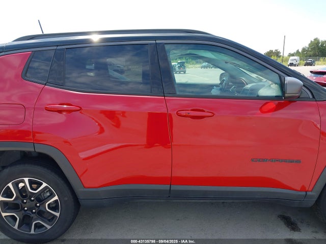 3C4NJDDB8MT511759 Jeep 2021
