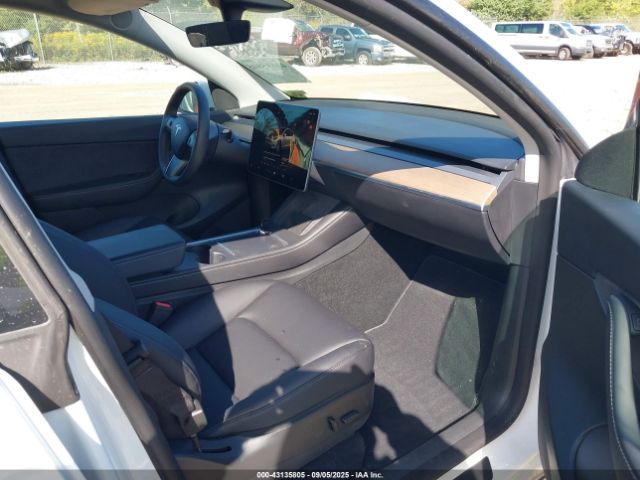 2022 TESLA MODEL Y 7SAYGDEE1NA009518 Photo 4