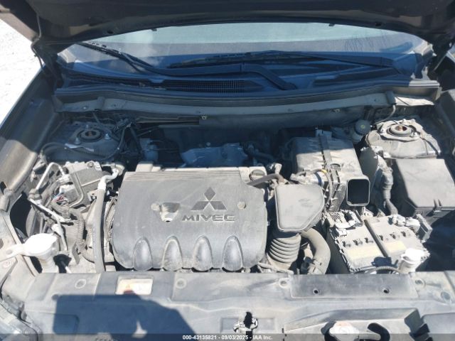 2018 MITSUBISHI OUTLANDER JA4AZ3A35JJ003566 Photo 9