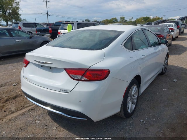 1C3CCCAB8FN580054 Chrysler 200