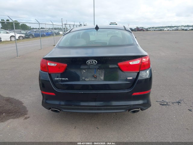 Продажа на аукционе авто 2015 Kia Optima Lx, vin: KNAGM4A77F5658588, номер лота: 43135932