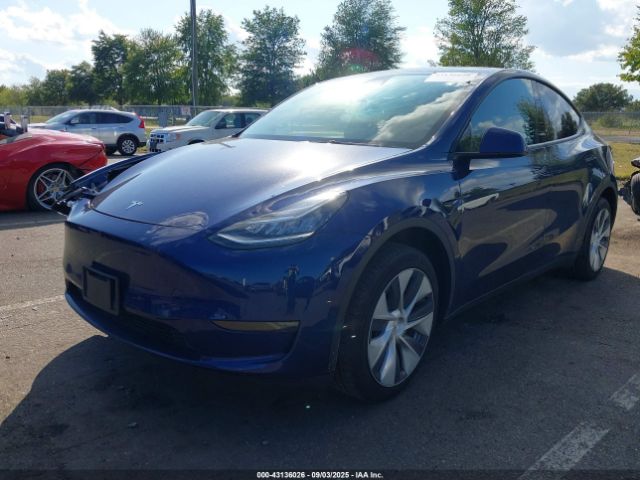 2023 TESLA MODEL Y 7SAYGDEE9PA075463 Photo 1