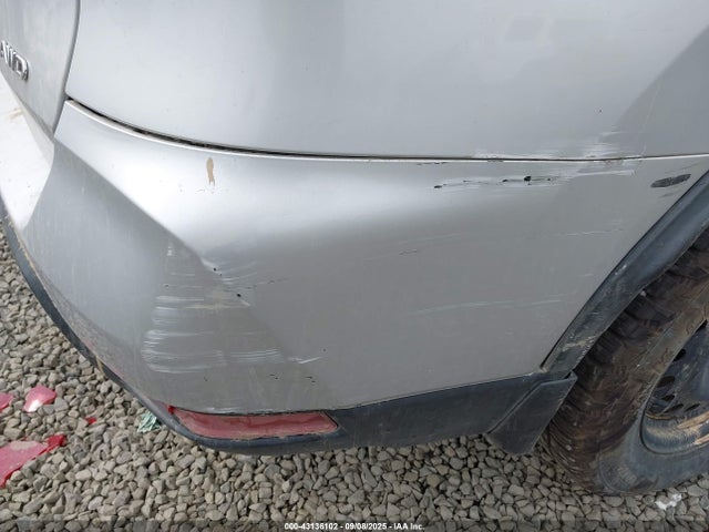 JN8AT2MV3HW016798 Nissan Rogue