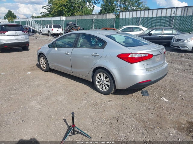 KIA Forte 2014 KNAFX4A62E5105906 Image 3