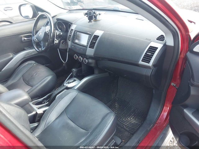 2010 MITSUBISHI OUTLANDER JA4JT5AX1AZ011875 Photo 4