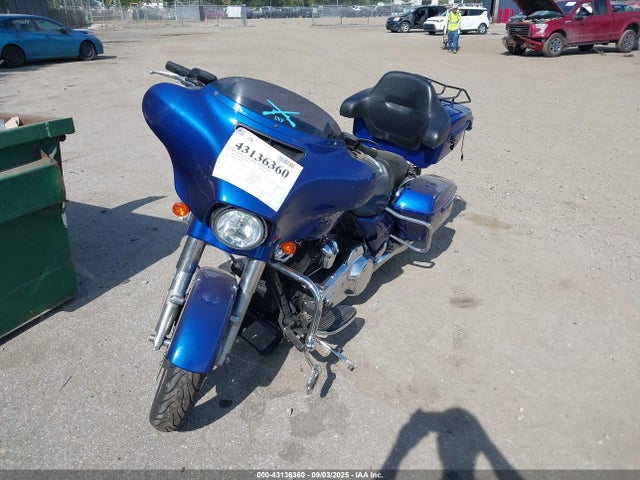 1HD1KRC12HB671241 Harley-Davidson Street Glide Special