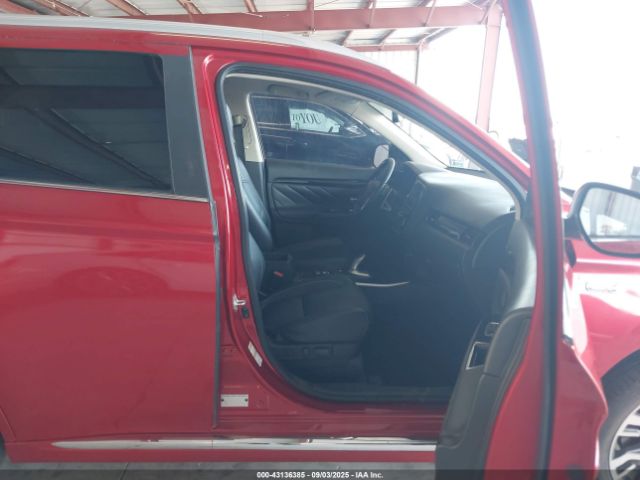 2018 MITSUBISHI OUTLANDER PHEV JA4J24A57JZ071963 Photo 4