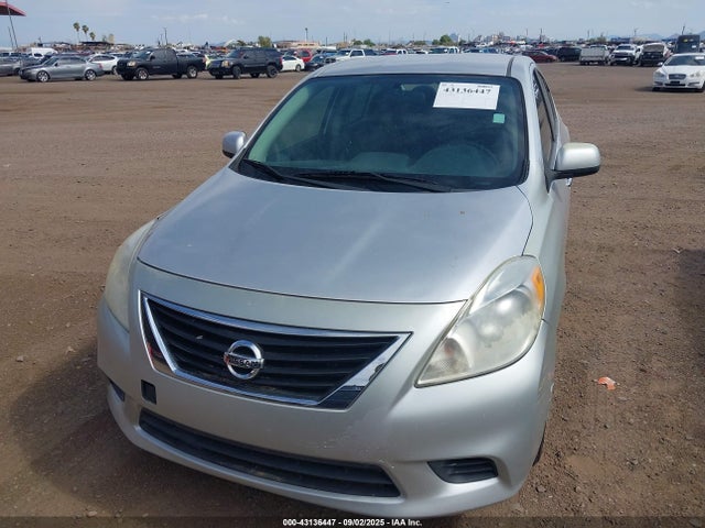 3N1CN7AP0EL825987 Nissan Versa