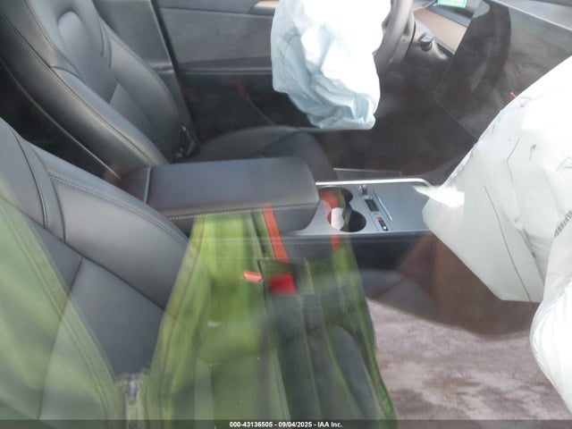 2023 TESLA MODEL Y 7SAYGDEEXPA093230 Photo 4
