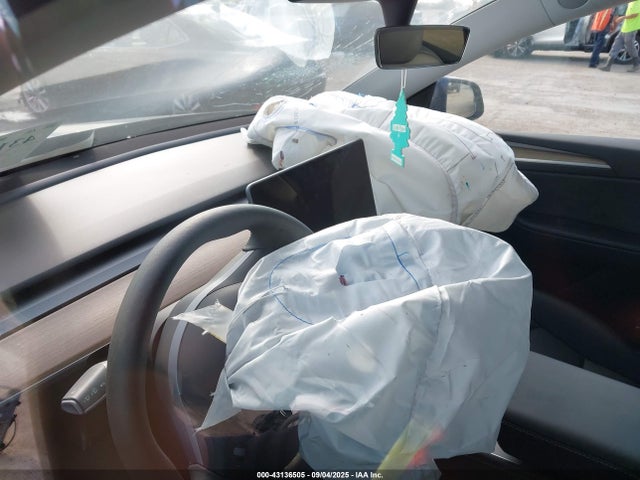 2023 TESLA MODEL Y 7SAYGDEEXPA093230 Photo 6