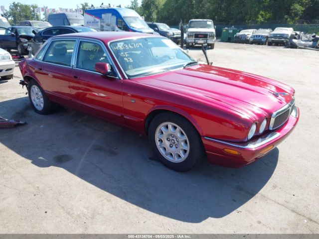 1998 JAGUAR XJ8 SAJHX124XWC812886