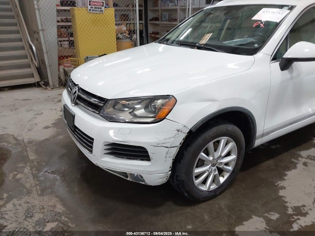 WVGEF9BP1ED012575 Volkswagen Touareg