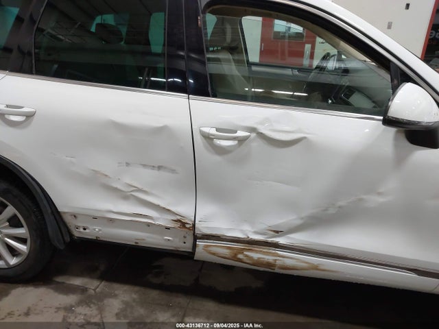 WVGEF9BP1ED012575 Volkswagen Touareg