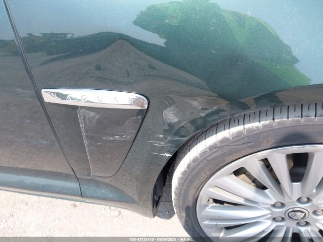 2012 JAGUAR XF SAJWA0HB2CLS22766 Photo 5