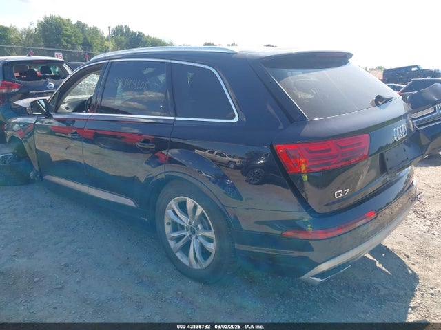 2017 AUDI Q7 WA1LHAF70HD041467 Photo 2