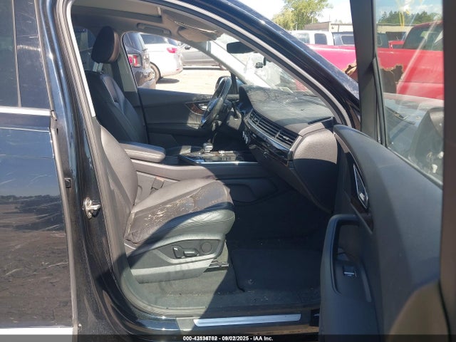 2017 AUDI Q7 WA1LHAF70HD041467 Photo 4