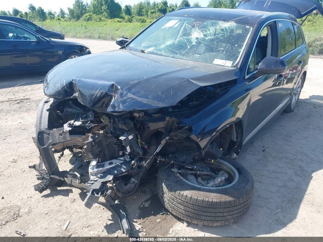 2017 AUDI Q7 WA1LHAF70HD041467 Photo 5