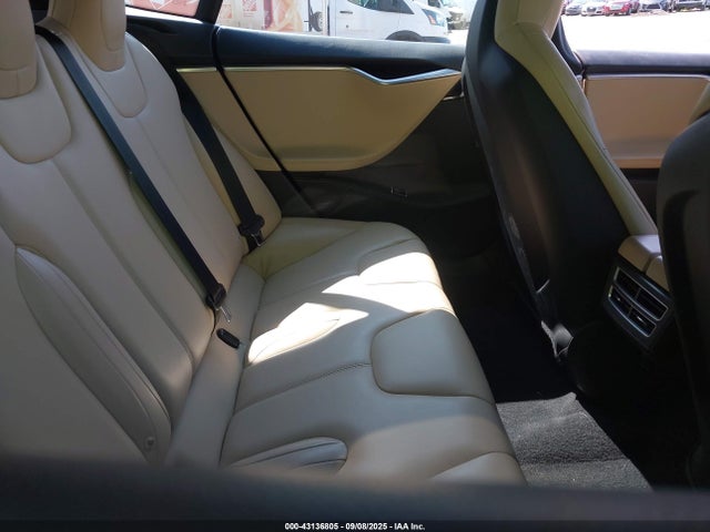 2015 TESLA MODEL S 5YJSA1H25FFP70481 Photo 7