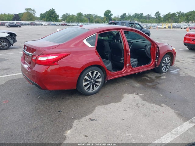 Nissan 2017 2017 1N4AL3AP1HC262585 Image 4