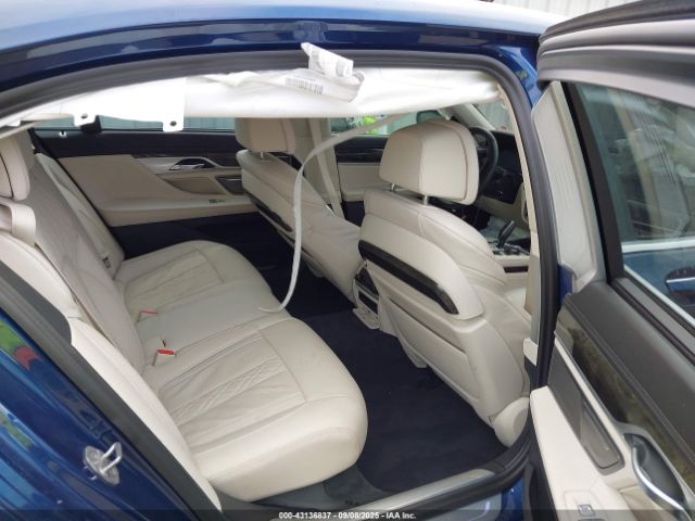 2022 BMW 750 WBA7U2C03NCK86374 Photo 7