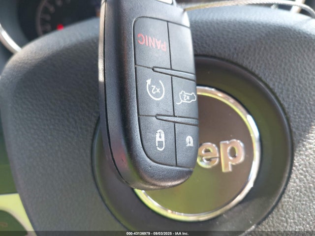 Jeep Grand Cherokee 2015 1C4RJFBG7FC183857 Image 11