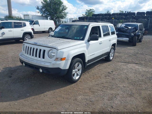 Jeep Patriot 2015 1C4NJRFB4FD125701 Image 2