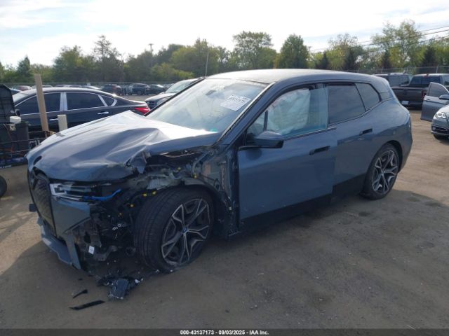 2024 BMW IX WB523CF09RCN25669 Photo 1