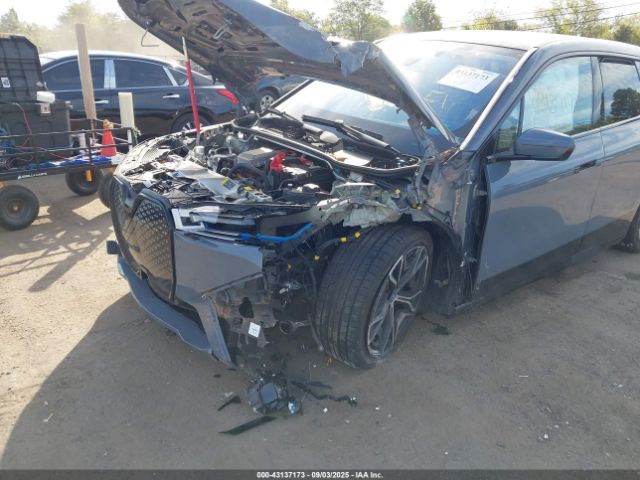 2024 BMW IX WB523CF09RCN25669 Photo 5
