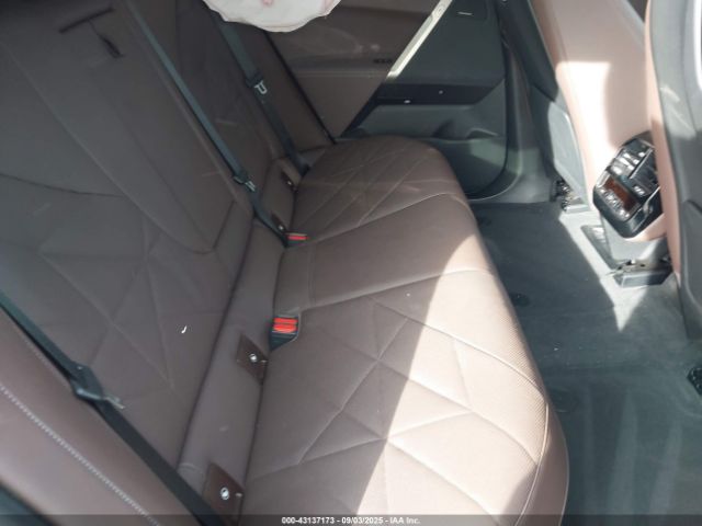 2024 BMW IX WB523CF09RCN25669 Photo 7