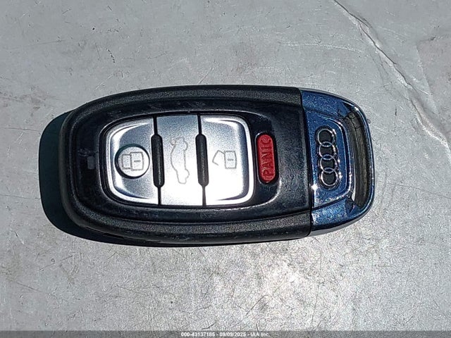 43137185 :رقم المزاد ، WAU3MAFD1FN021191 vin ، 2015 Audi A8 L 3.0 Tdi مزاد بيع