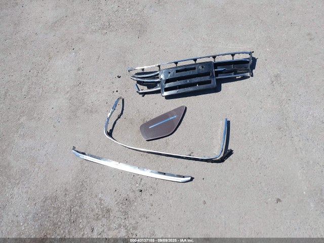 43137185 :رقم المزاد ، WAU3MAFD1FN021191 vin ، 2015 Audi A8 L 3.0 Tdi مزاد بيع