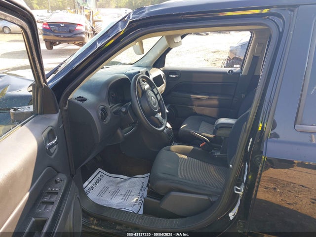 1C4NJPBA0ED777408 Jeep 2014