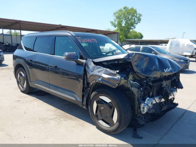 2024 KIA EV9 KNDAFFS57R6033697