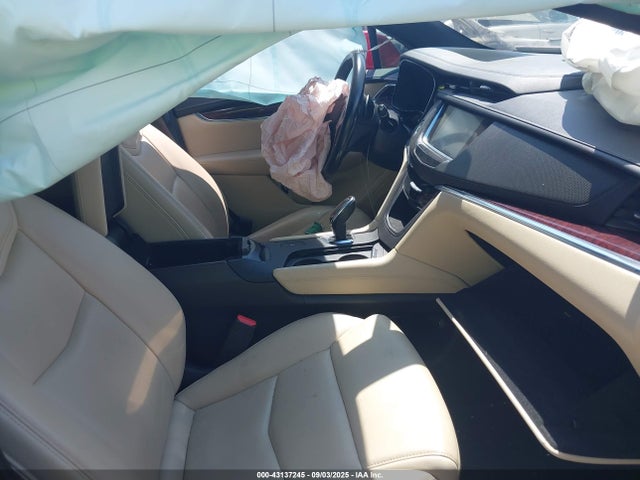 2019 CADILLAC XT5 1GYKNCRS7KZ249761 Photo 4