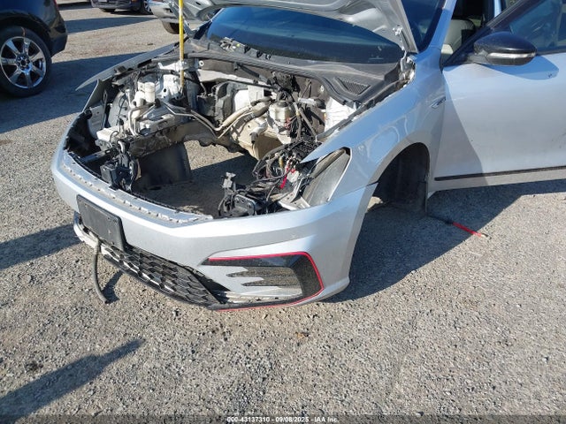 2018 VOLKSWAGEN PASSAT 1VWJM7A36JC050327 Photo 5
