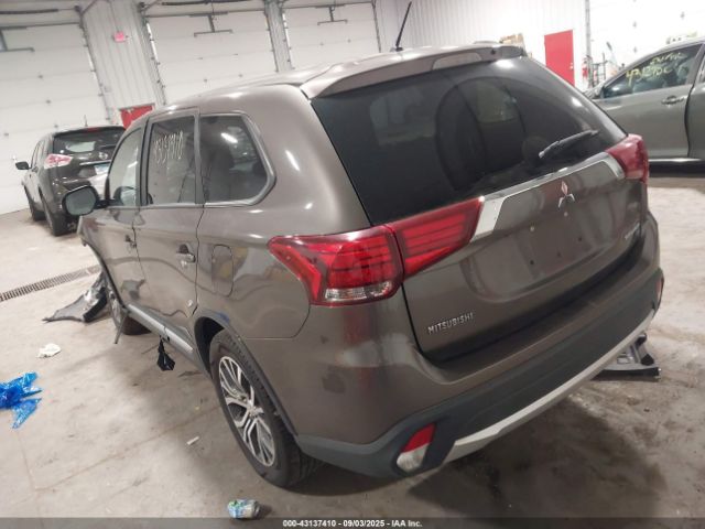 2016 MITSUBISHI OUTLANDER JA4AZ3A32GZ035790 Photo 2