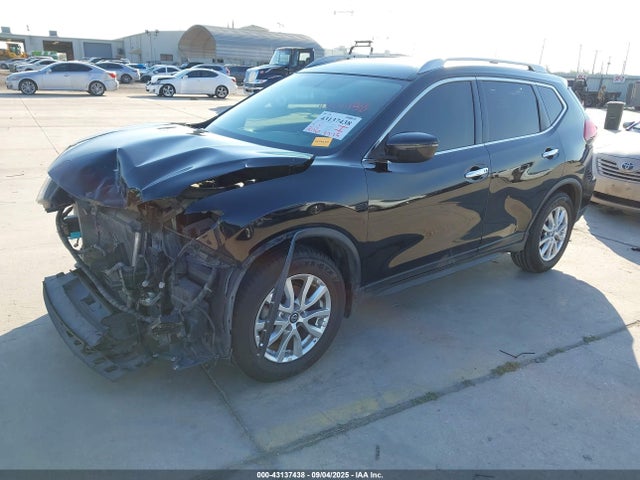 JN8AT2MTXHW142588 Nissan Rogue