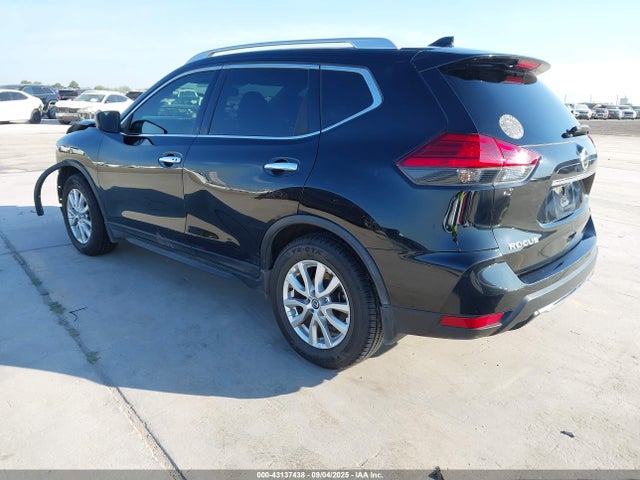 JN8AT2MTXHW142588 Nissan Rogue