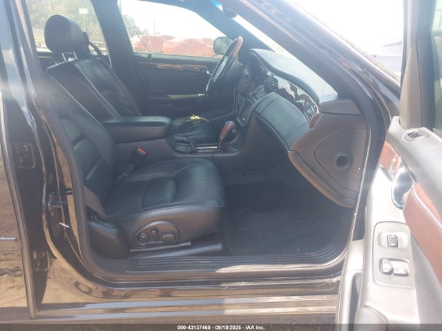 2002 CADILLAC DEVILLE 1G6KF57992U268830 Photo 4