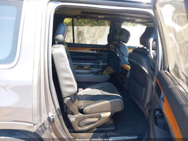 2022 JEEP GRAND WAGONEER 1C4SJVGJ1NS134531 Photo 7