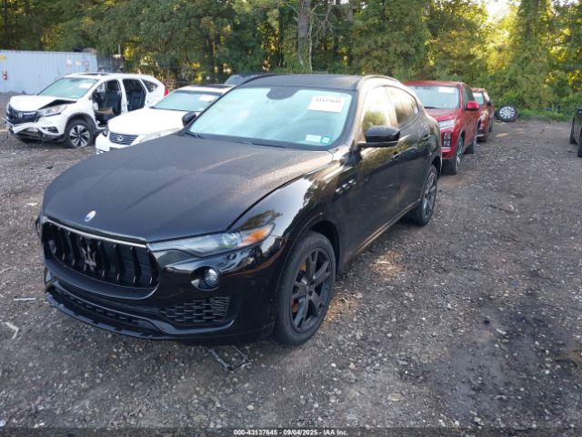 2019 MASERATI LEVANTE ZN661XUA2KX335143 Photo 1