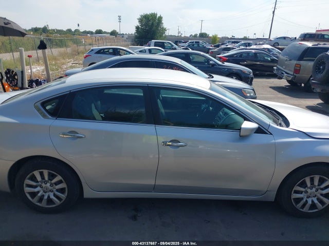1N4AL3AP9FN378649 Nissan 2015