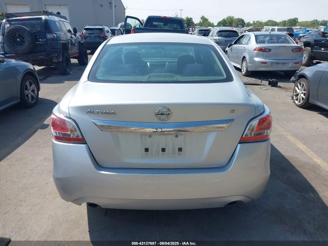 1N4AL3AP9FN378649 Nissan 2015